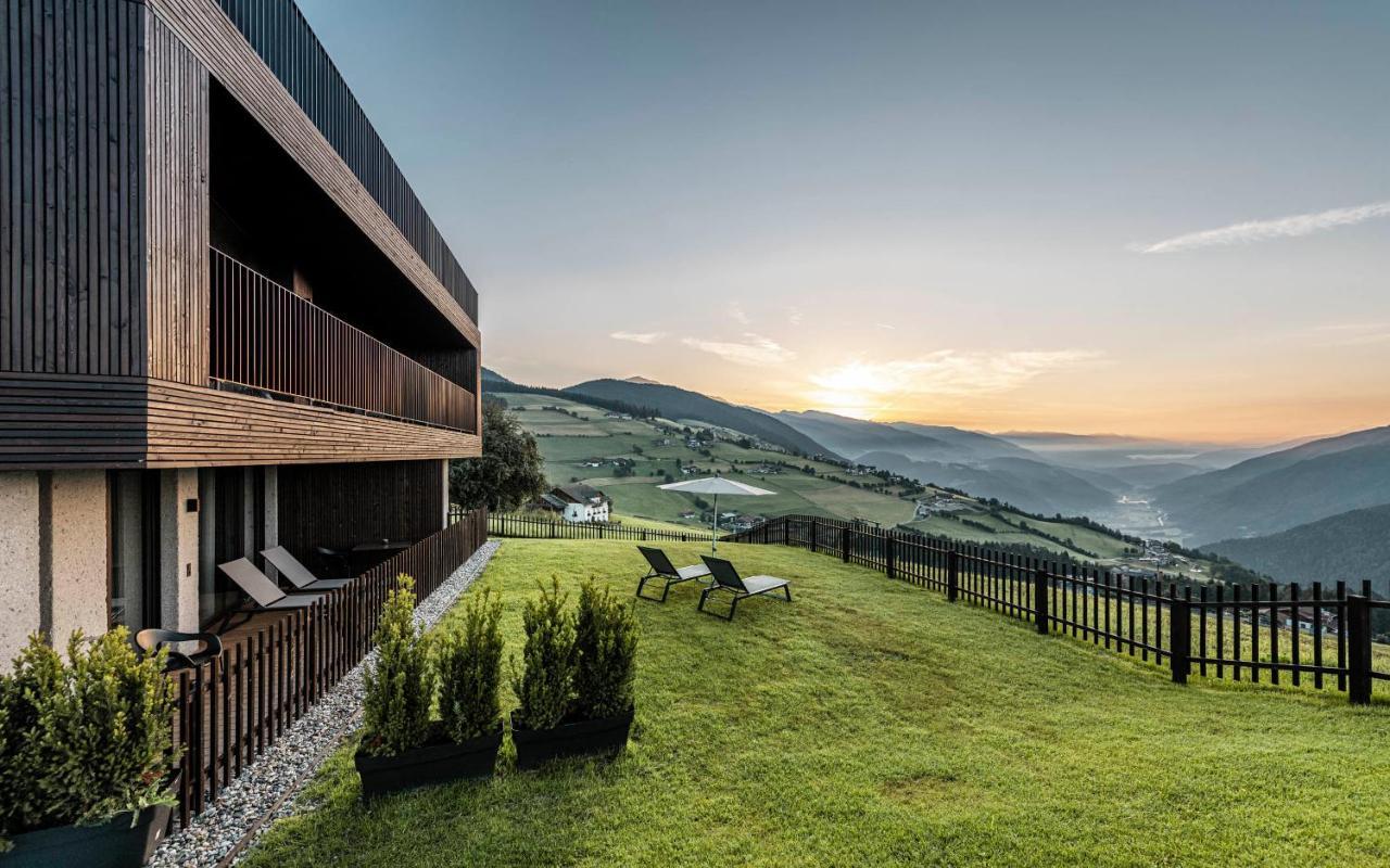Aparthotel Panorama Living Dolomites Maranza Bagian luar foto