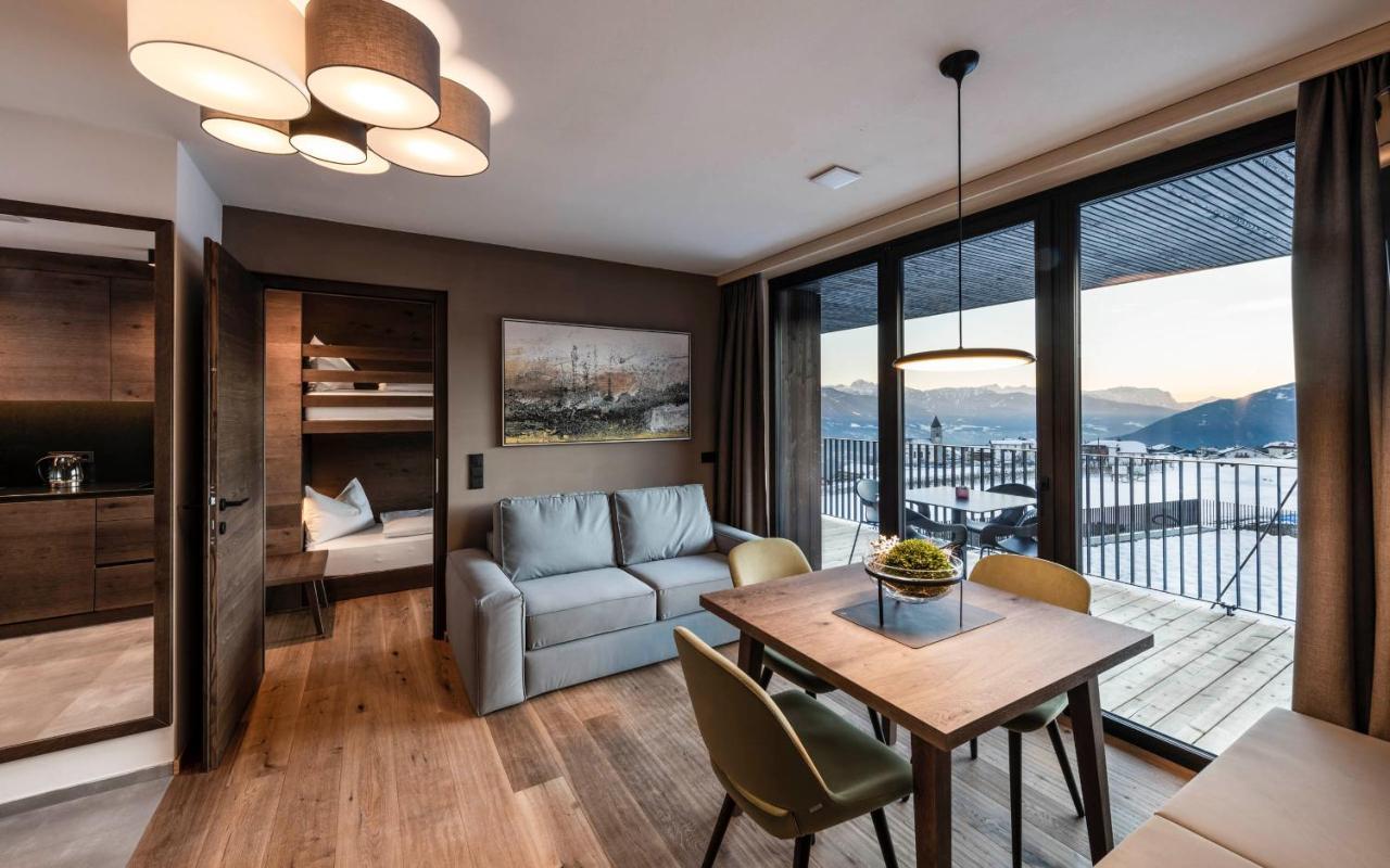 Aparthotel Panorama Living Dolomites Maranza Bagian luar foto